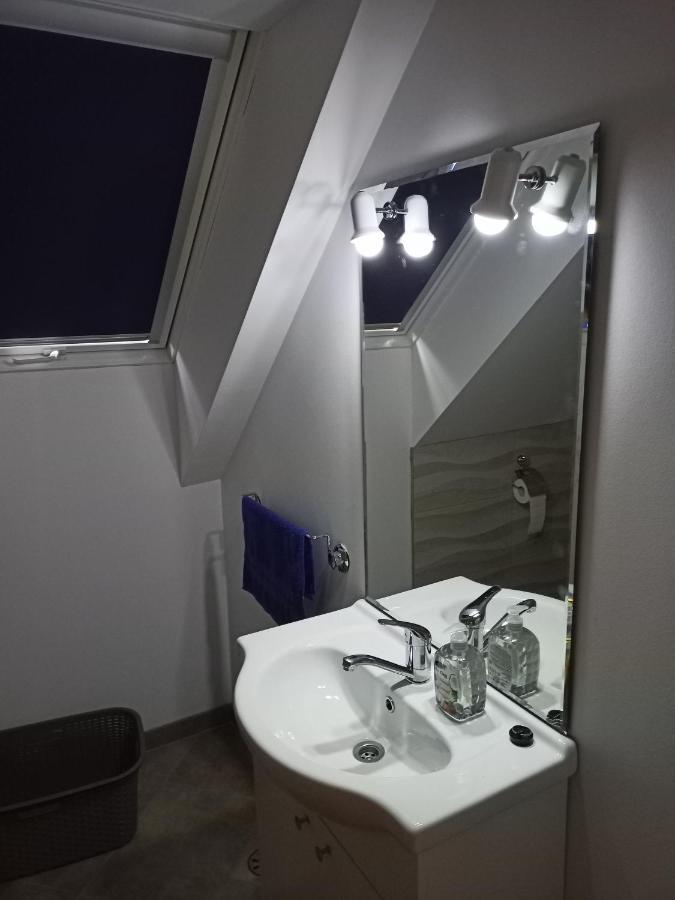 Apartment Apartma Sveti Duh Nova Vas (Bloke)