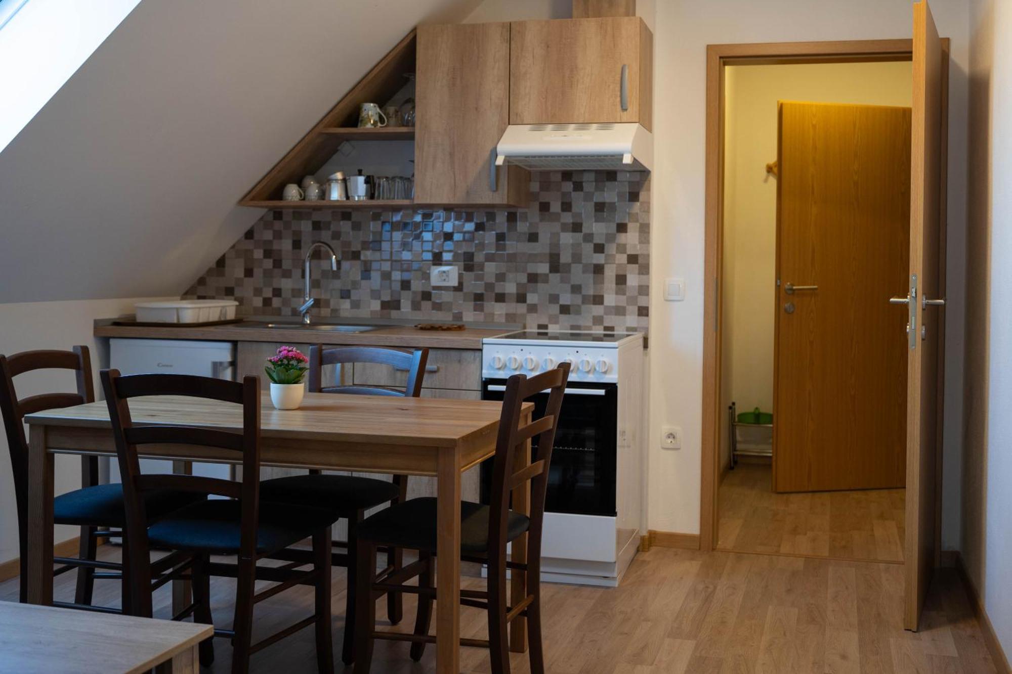 Apartment Apartma Sveti Duh *